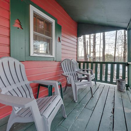 Appartamento Cozy Laconia Studio With Pool Access - 2 Mi To Lake! Esterno foto